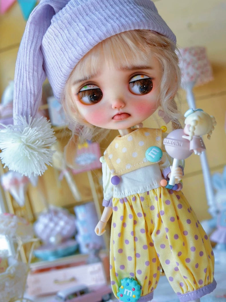 Yellow Purple Clown Blythe Set On Doll Display | ToastDoll