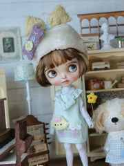 Sweet Light Green Blythe Dress Set - Handmade Doll Clothes - ToastDoll