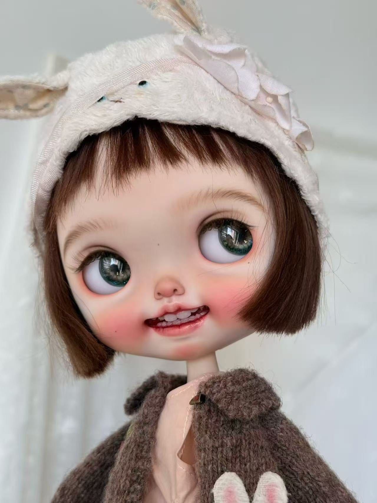 Happy Little Cutie - Custom Blythe Commission - ToastDoll