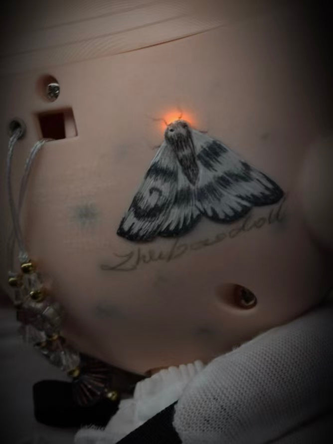 Moon Fragile Moth - Custom Blythe Commission - ToastDoll