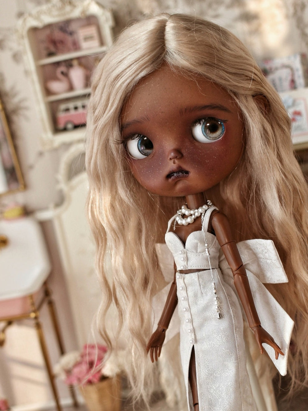 Midnight Pearl Half Body Shot | ToastDoll