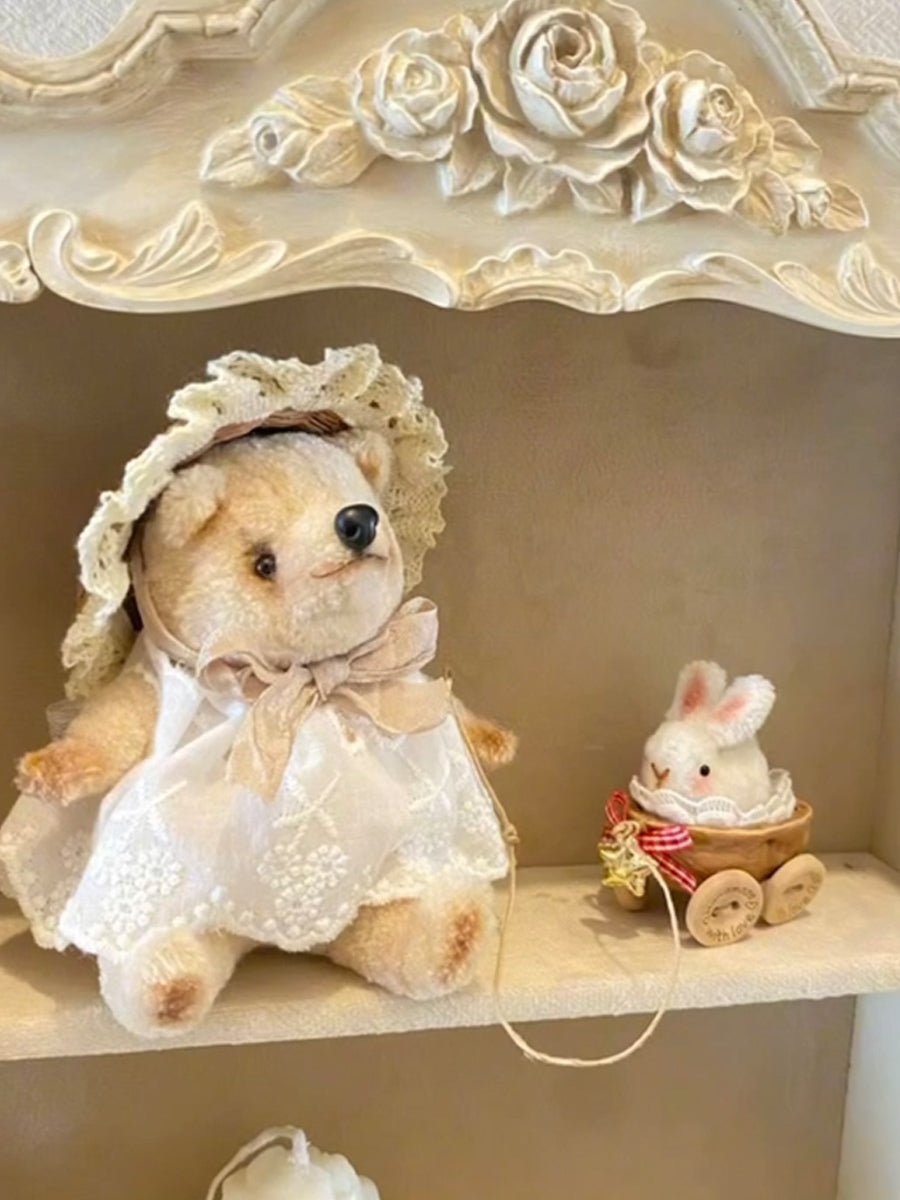 Handmade Doll Miniature Props for BJD/Blythe,  Bunny with Walnut Shell Car