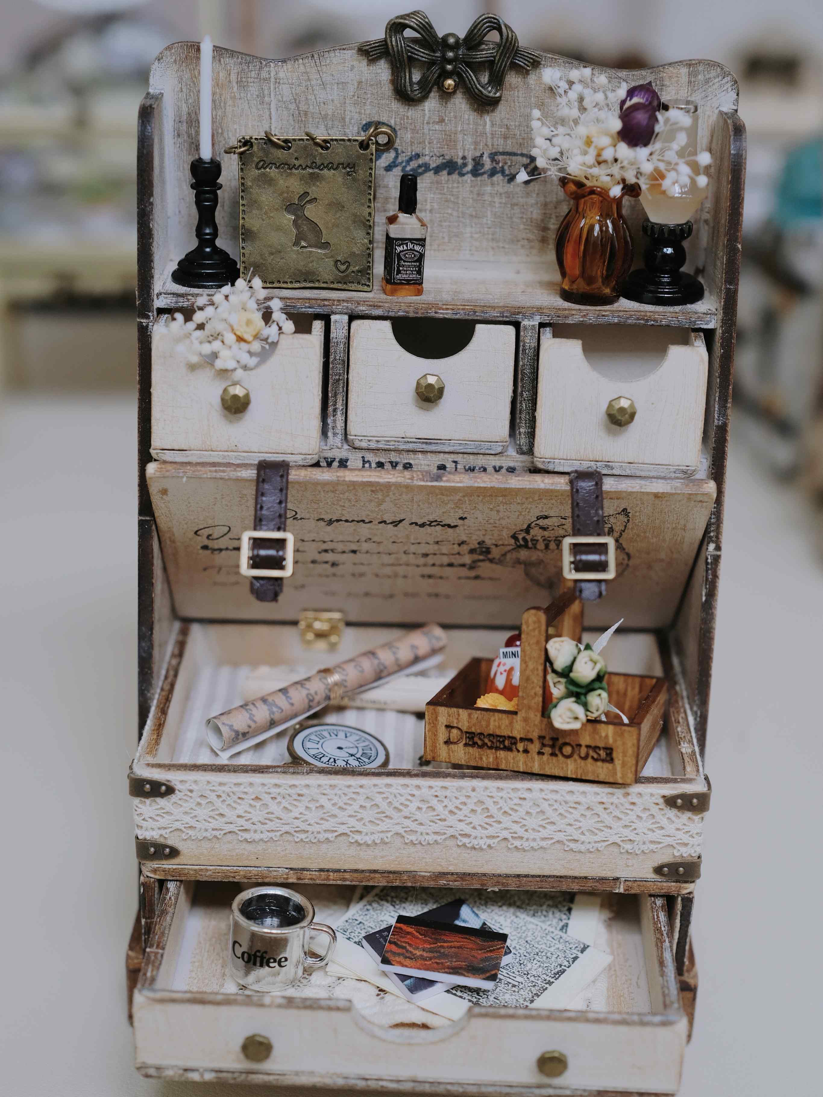 1/6 1/12 Scale Miniature Dollhouse Multi-Drawer Curiosity Cabinet with Assorted Trinkets