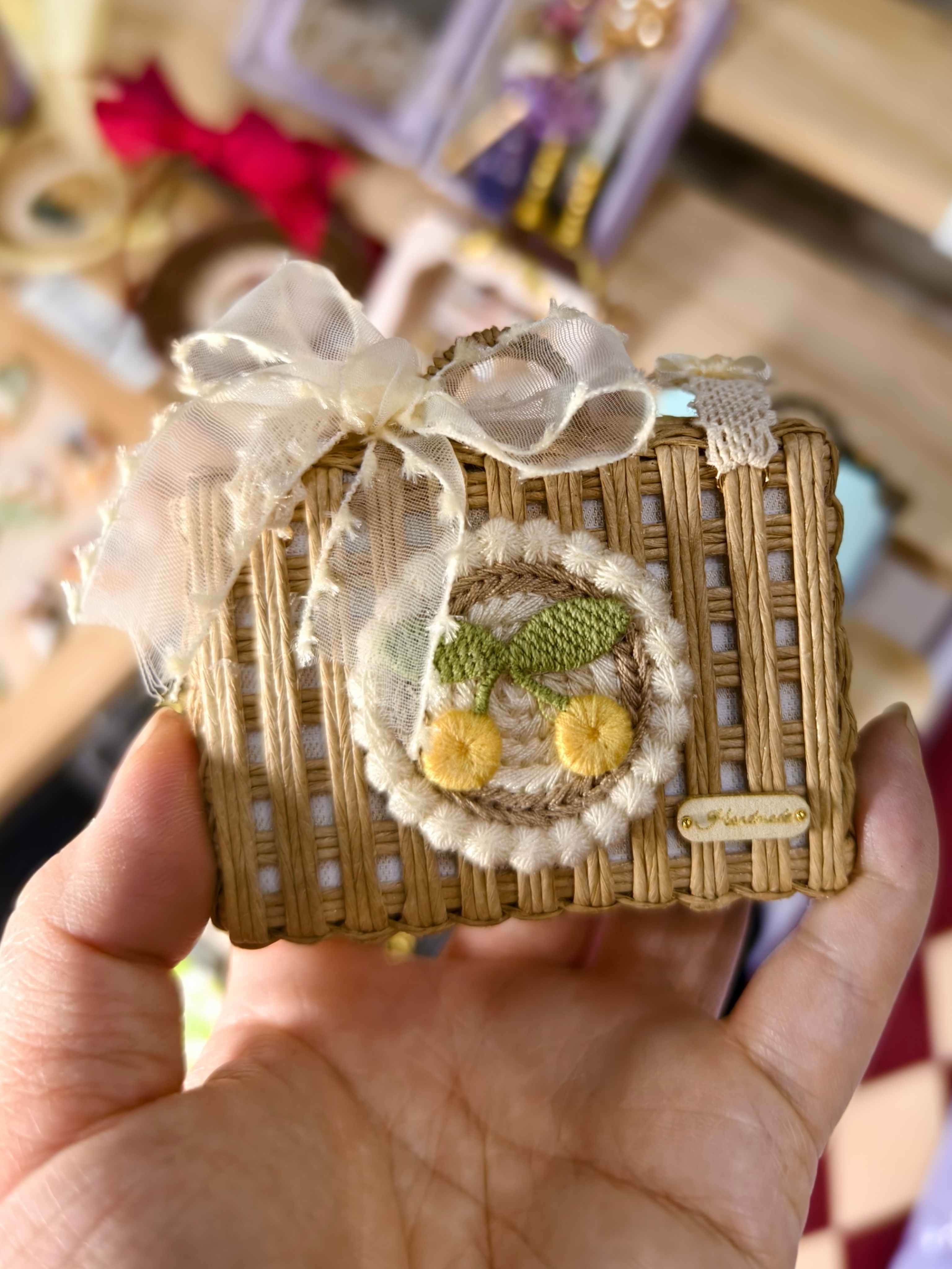 1/6 1/12 Scale Miniature Dollhouse Woven Carry Case