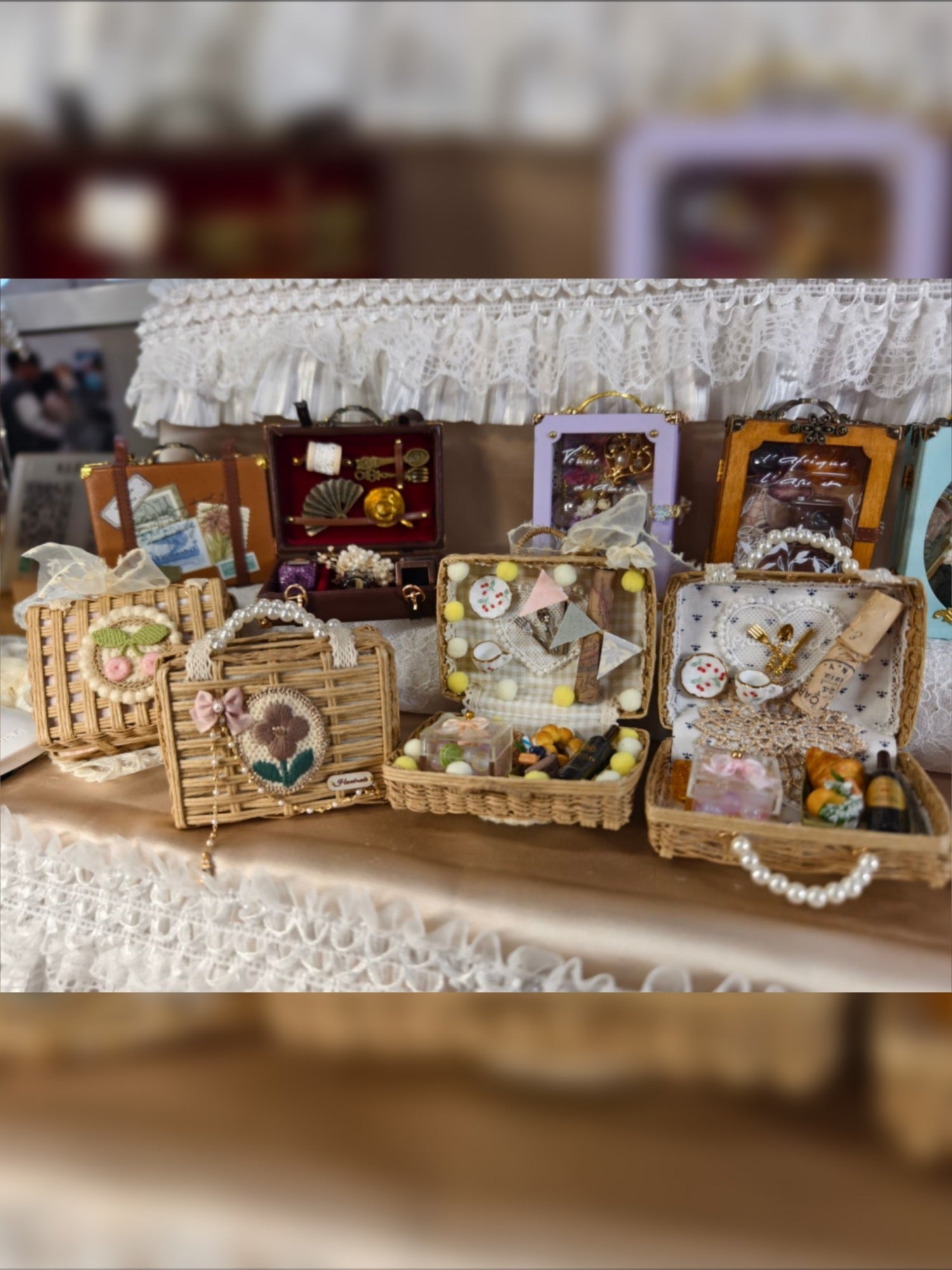 1/6 1/12 Scale Miniature Dollhouse Woven Carry Case