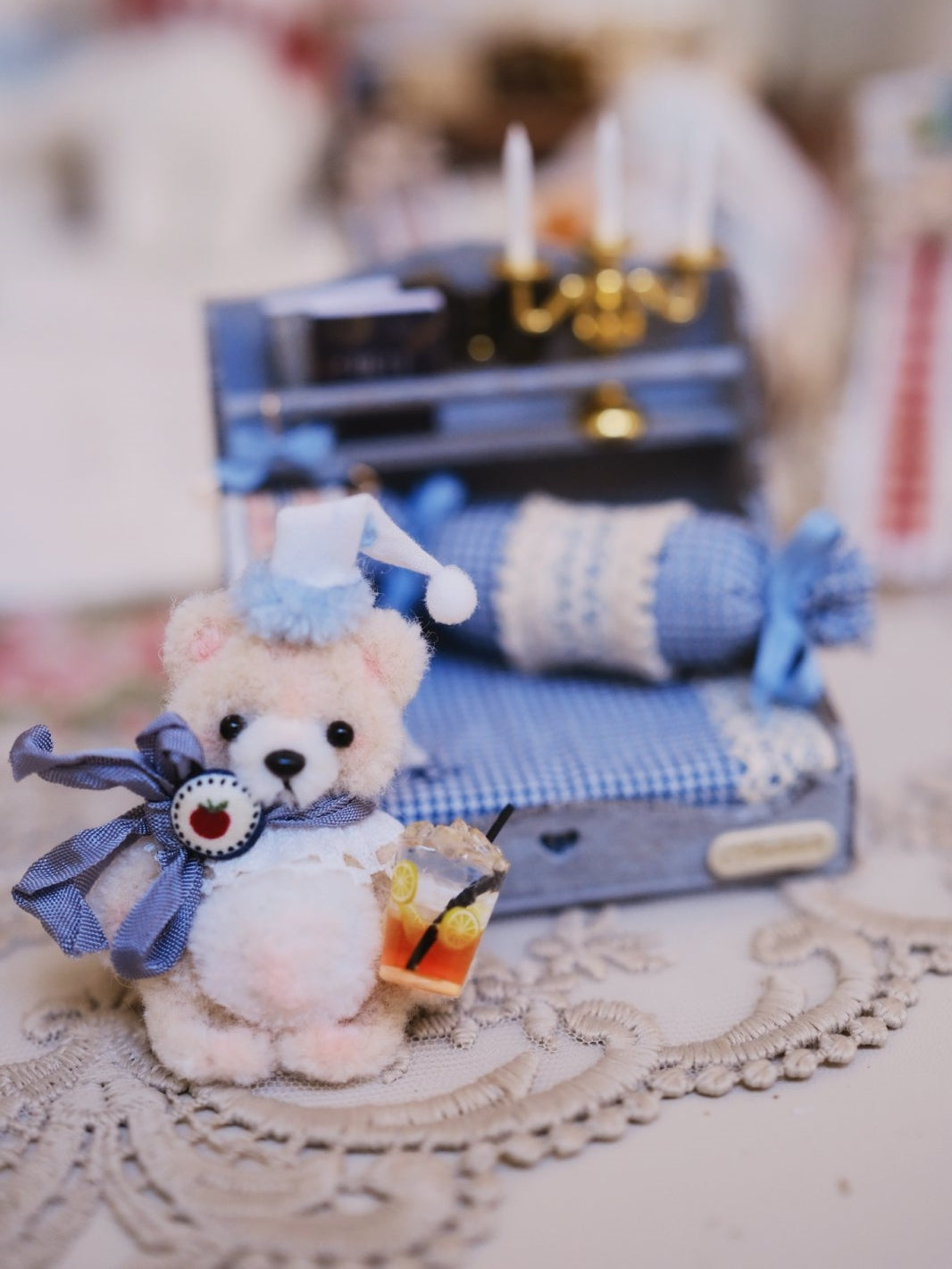 1/6 1/12 Scale Miniature Doll Bed with Plushie & Accessories
