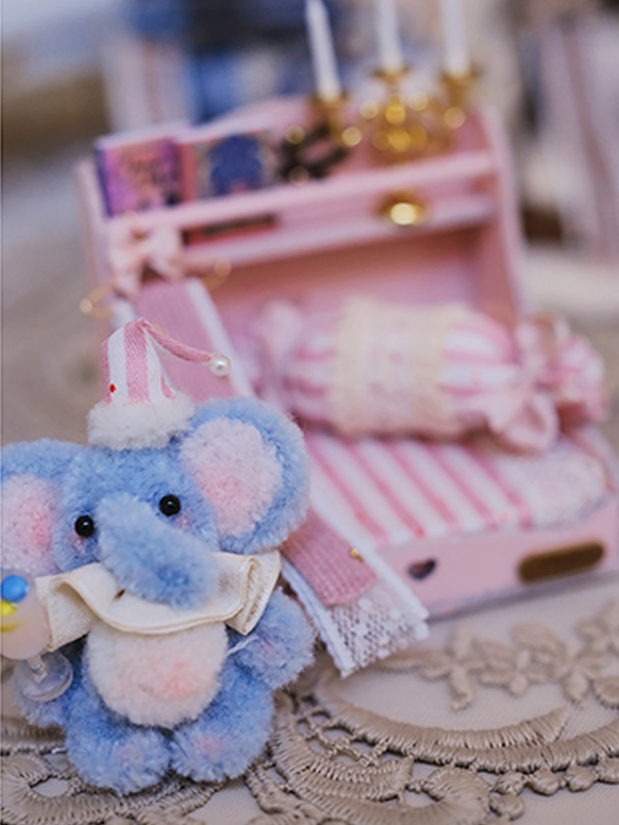 1/6 1/12 Scale Miniature Doll Bed with Plushie & Accessories