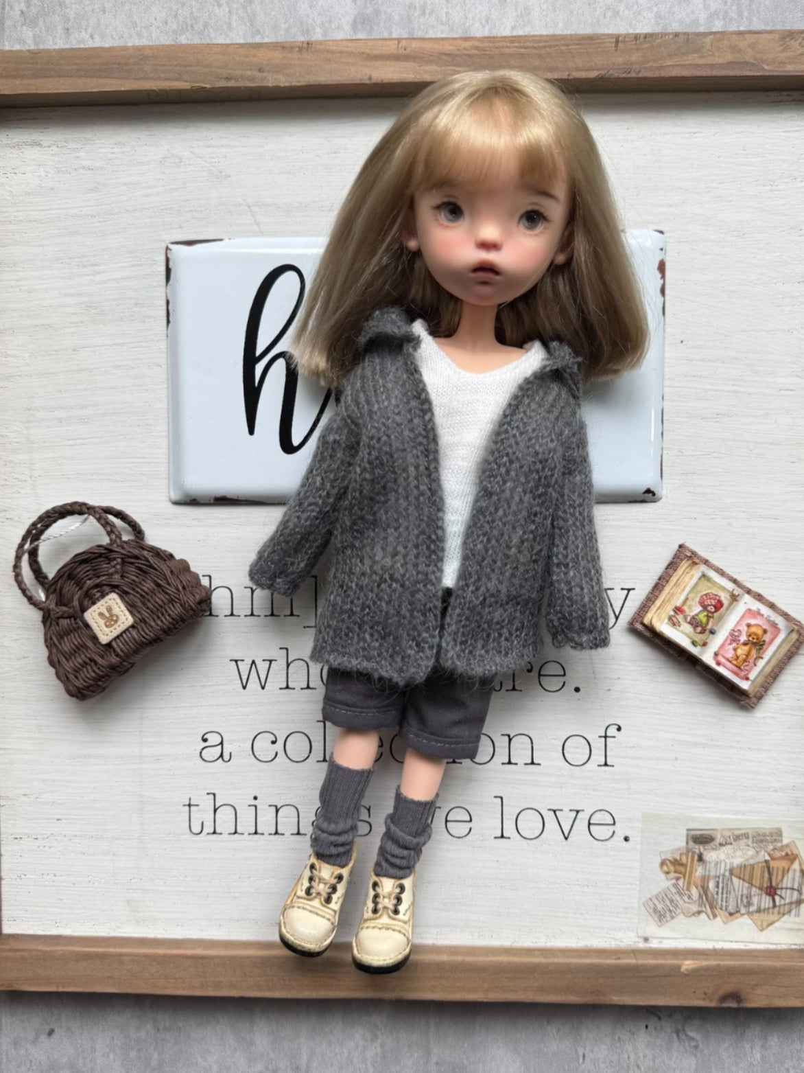 Casual Grey Knit Blythe 1/6 BJD Outfit Front View | ToastDoll