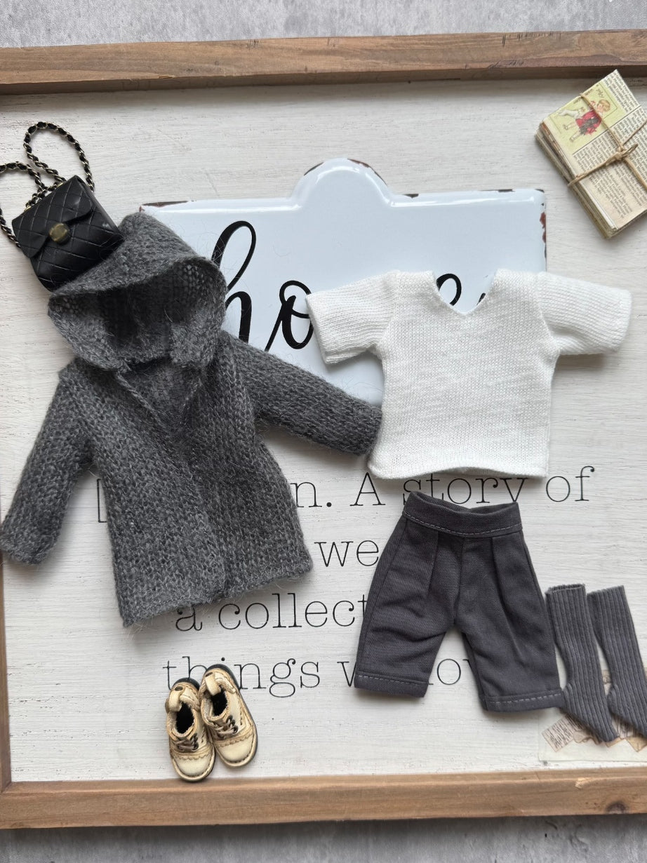 Casual Grey Knit Blythe 1/6 BJD Outfit Flat Lay | ToastDoll