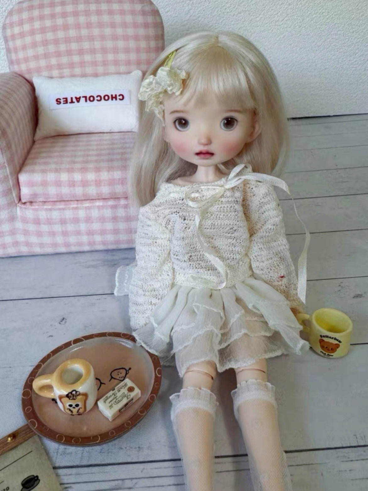 Sheer Knit Silk 1/6 BJD Outfit Sitting Pose | ToastDoll
