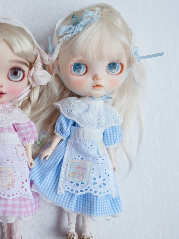 Fresh Casual Gingham Blythe BJD Outfit On Doll Display | ToastDoll