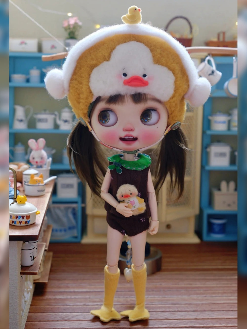 Bath Duckie Blythe Outfit Standing Pose | ToastDoll