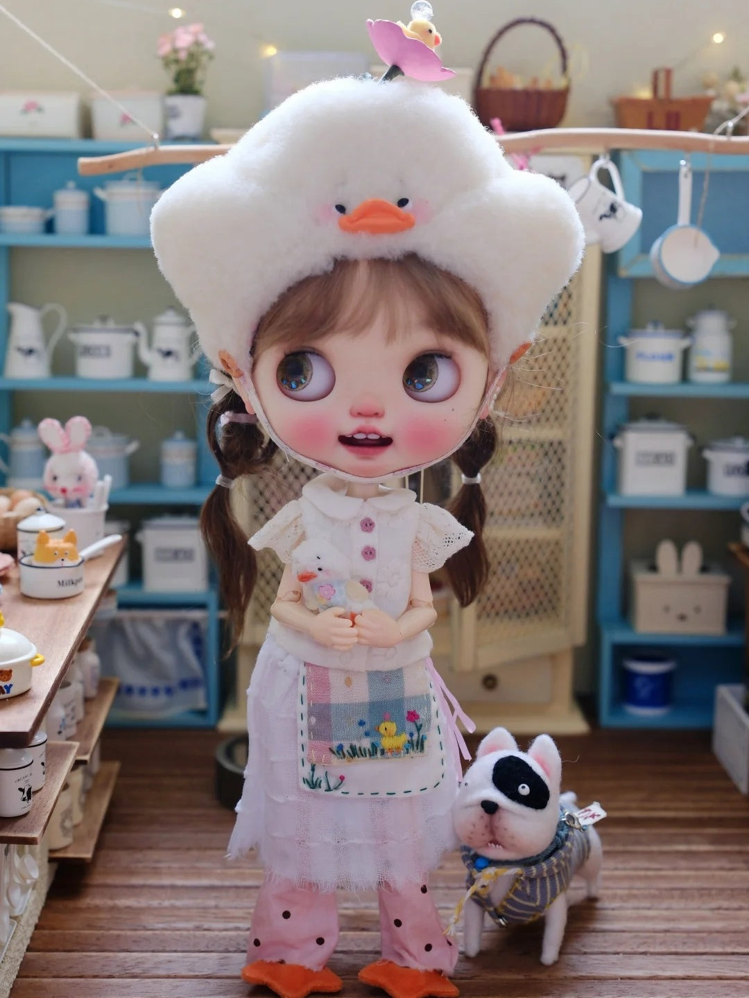 Bath Duckie Blythe Outfit On Doll Display | ToastDoll