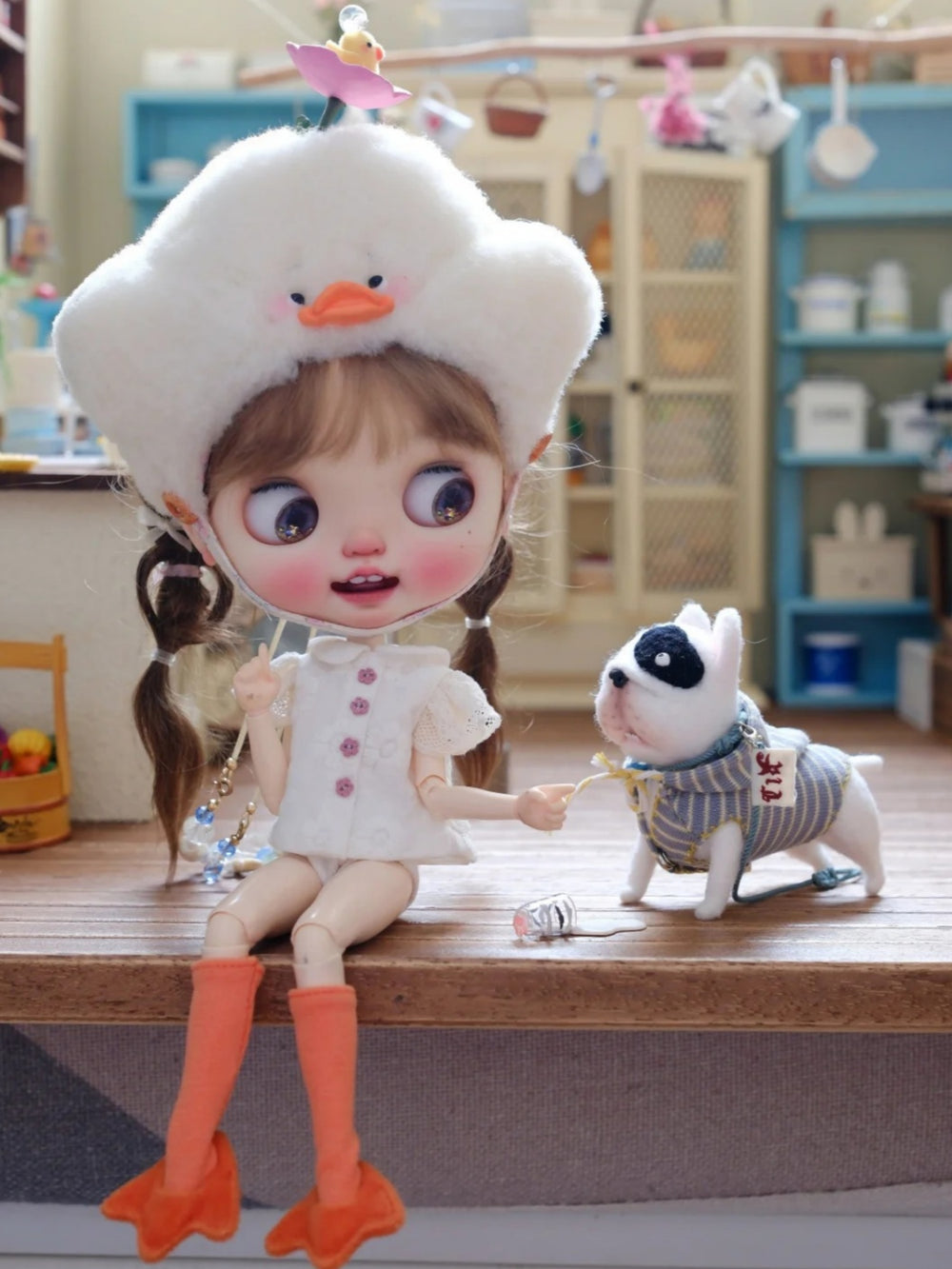Bath Duckie Blythe Outfit Sitting Pose | ToastDoll