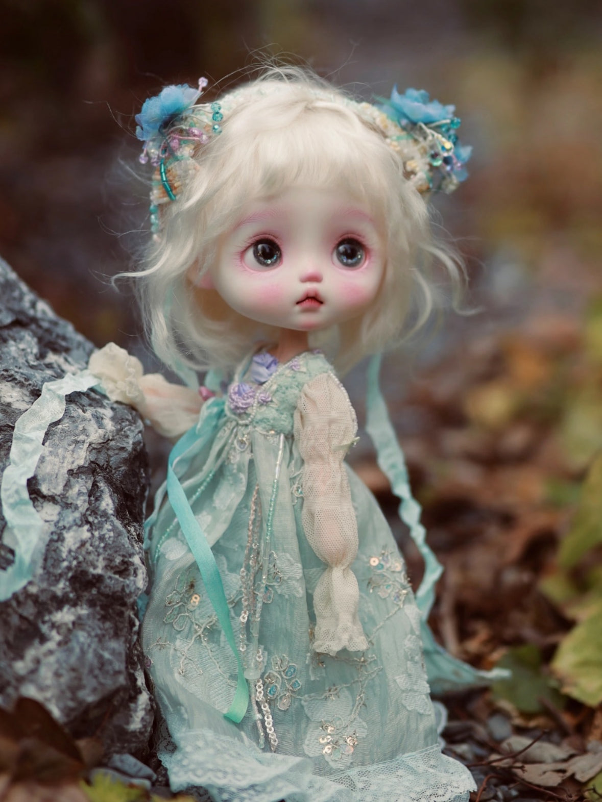 French Heavy Embroidered Lace Blythe Outfit On Doll Display | ToastDoll