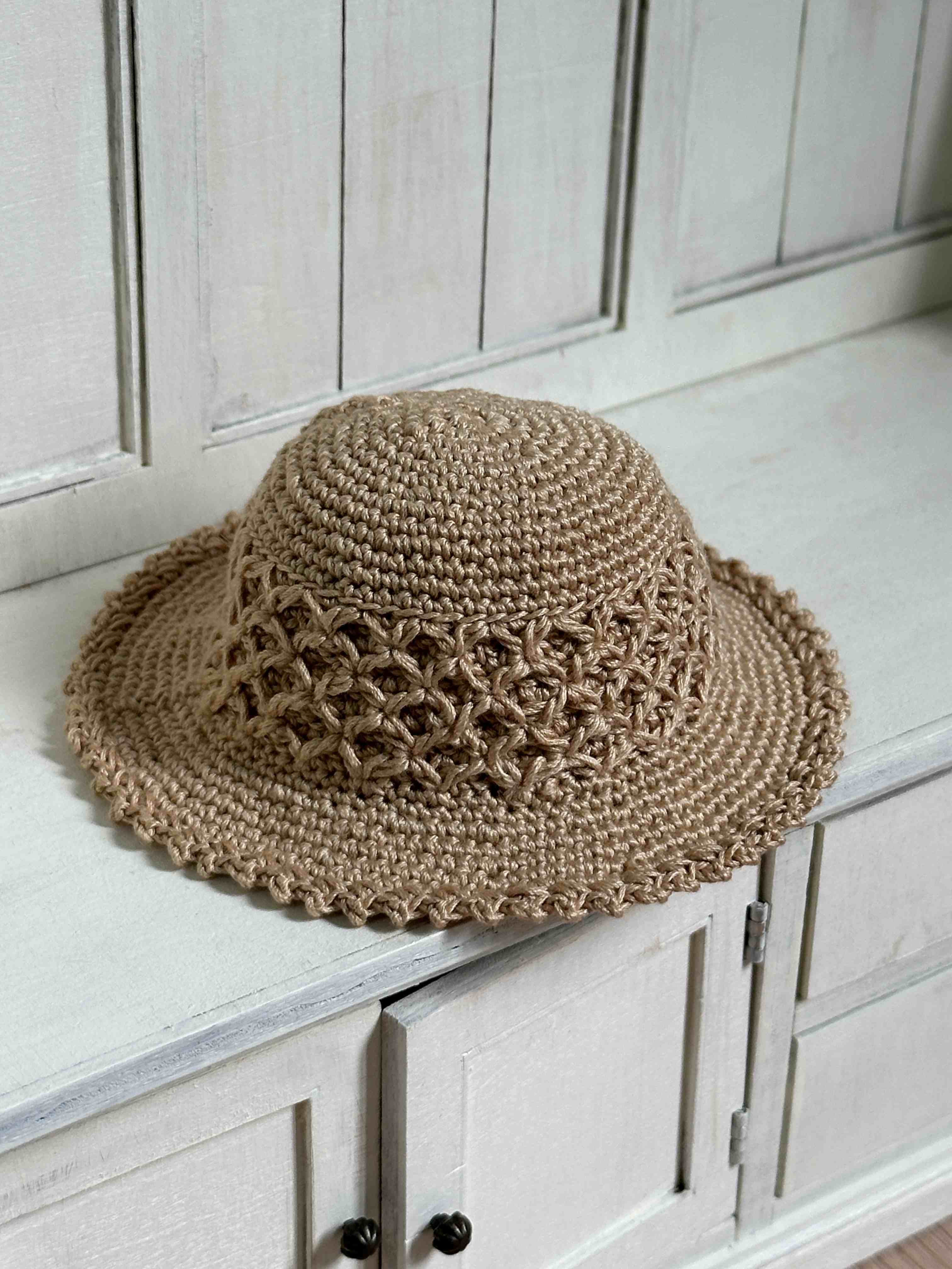 Crochet Cloche 1/6 BJD Hat - Handmade Doll Accessory - ToastDoll