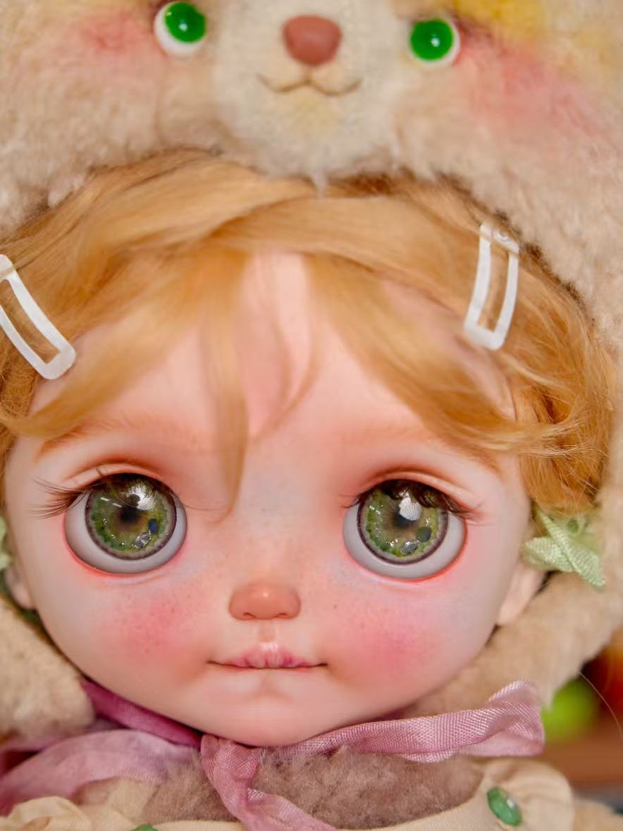OOAK Custom Blythe Doll For Commission,Pouting Girl