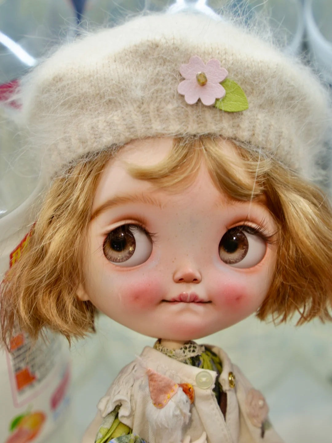 Linen Custom Blythe OOAK Face Up Detail | ToastDoll