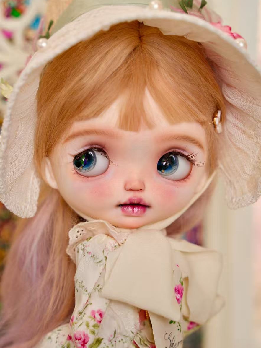 OOAK Custom Blythe Doll For Commission,Elegant  Miss