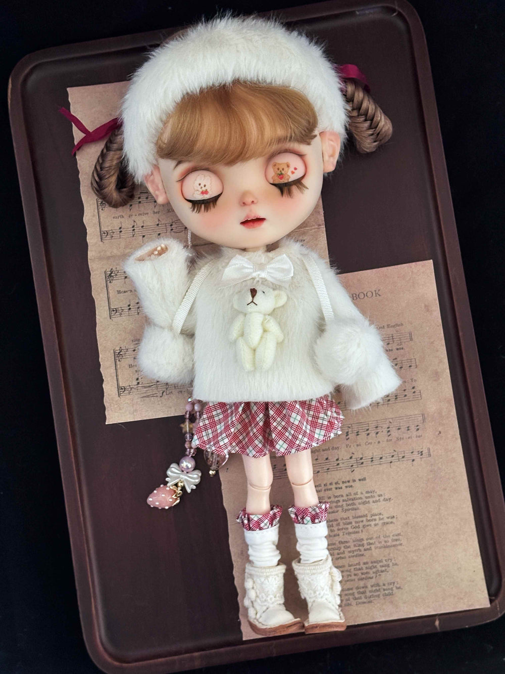 Cute Fuzzy Bear Tartan Blythe Outfit Front View | ToastDoll