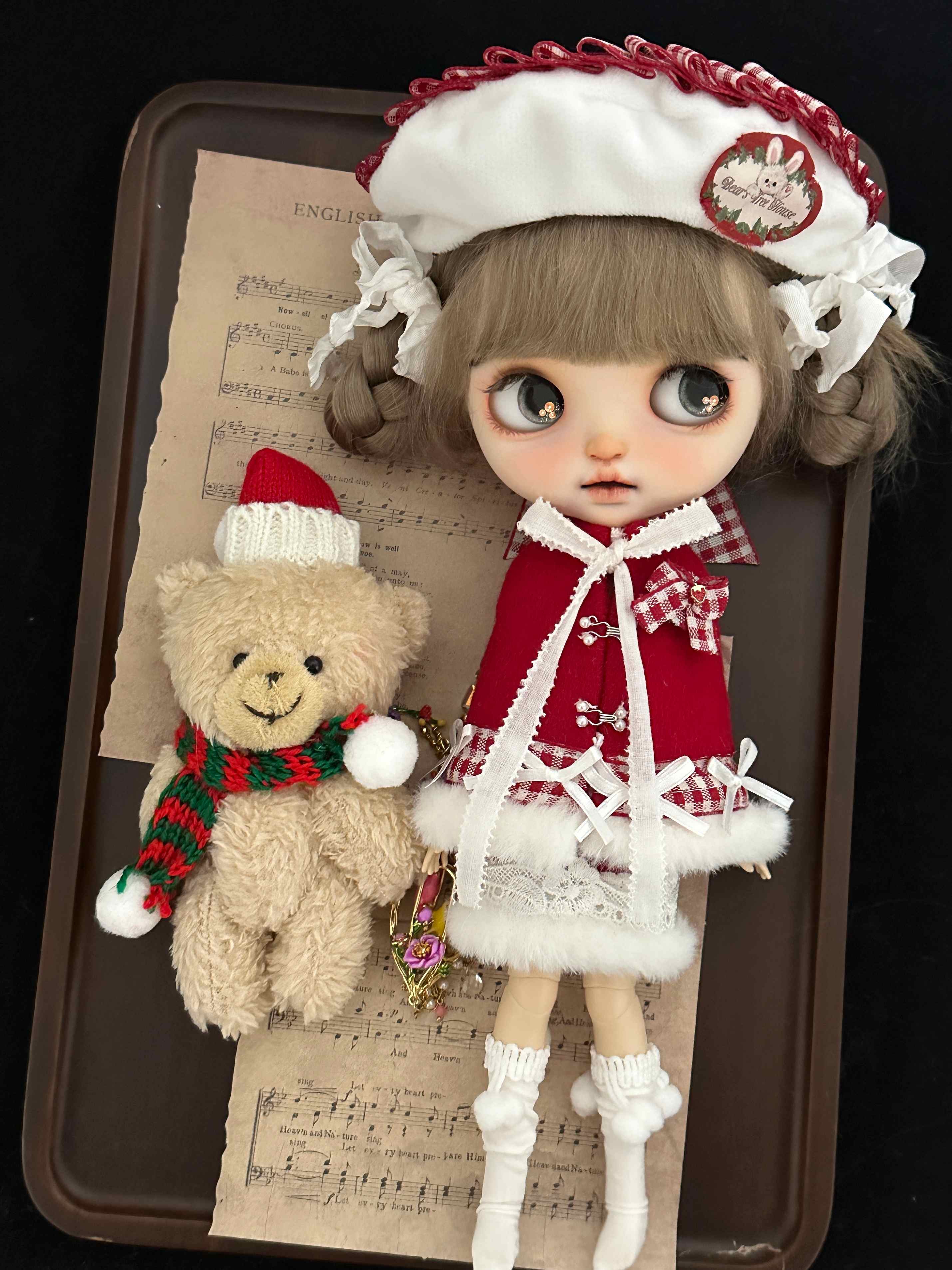 Xmas Red Winter Fur Blythe Outfit On Doll Display | ToastDoll