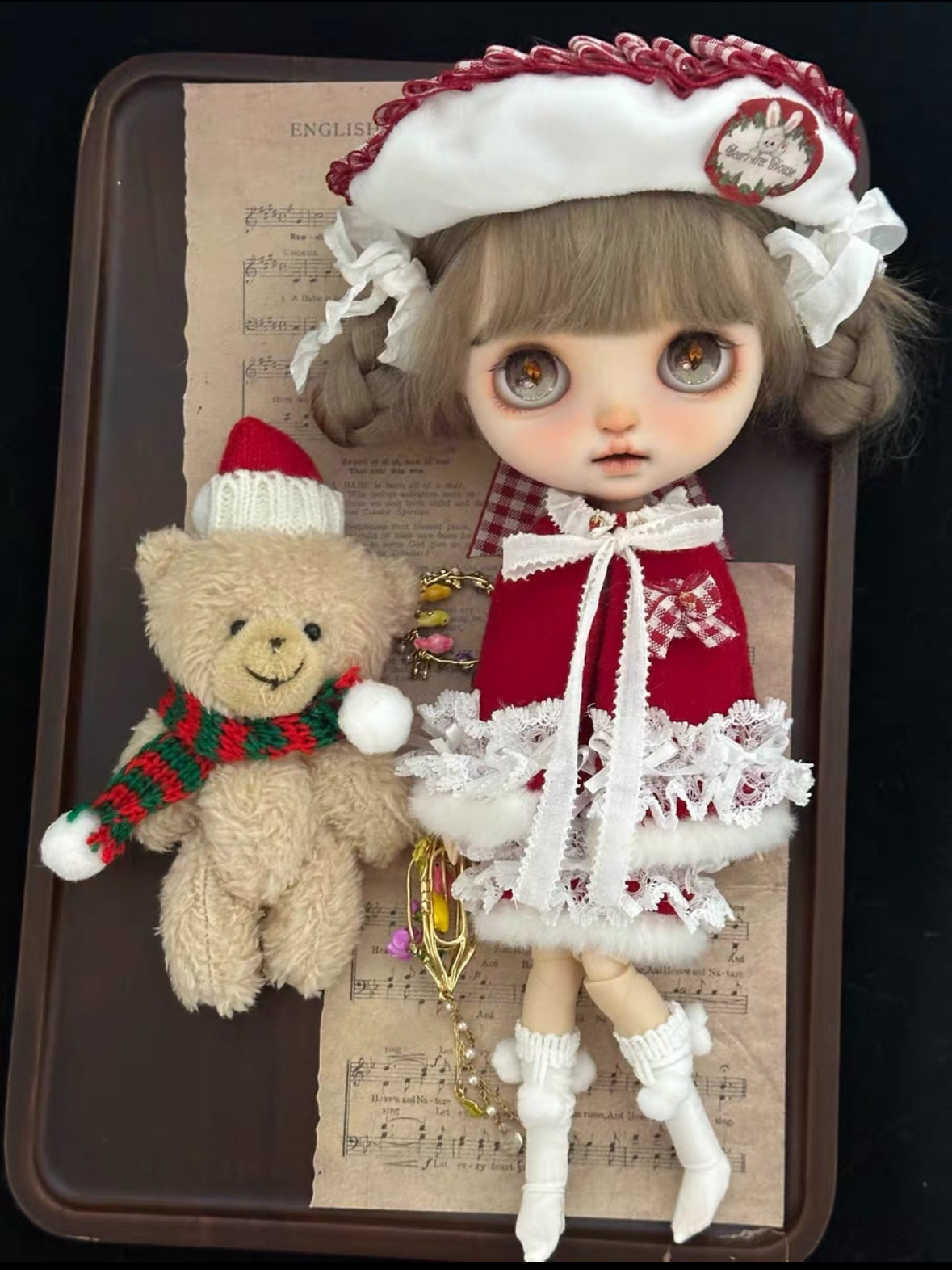 Xmas Red Winter Fur Blythe Outfit Close-up | ToastDoll