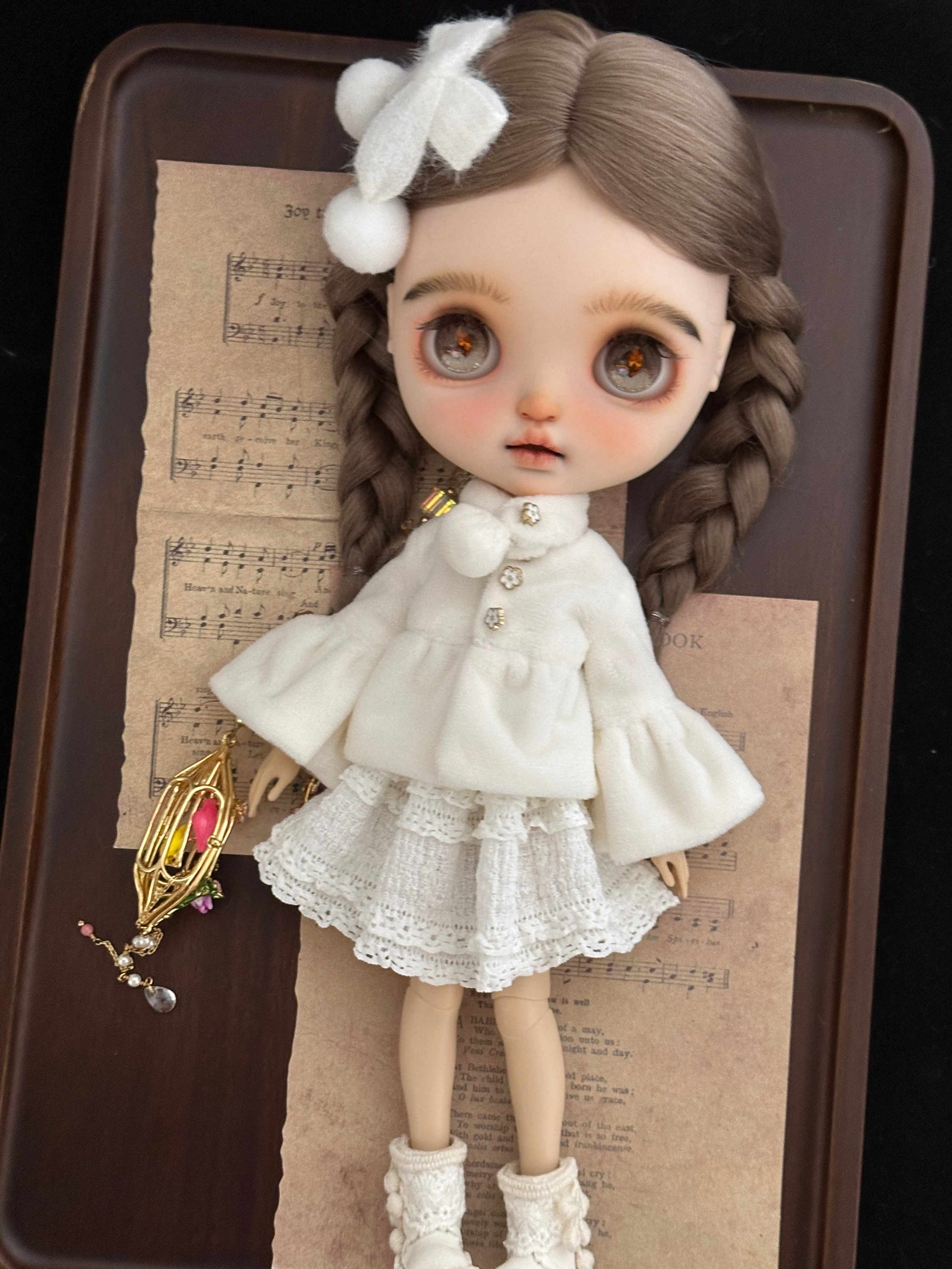 Chic Velvet Blouse Blythe Dress Outfit | ToastDoll