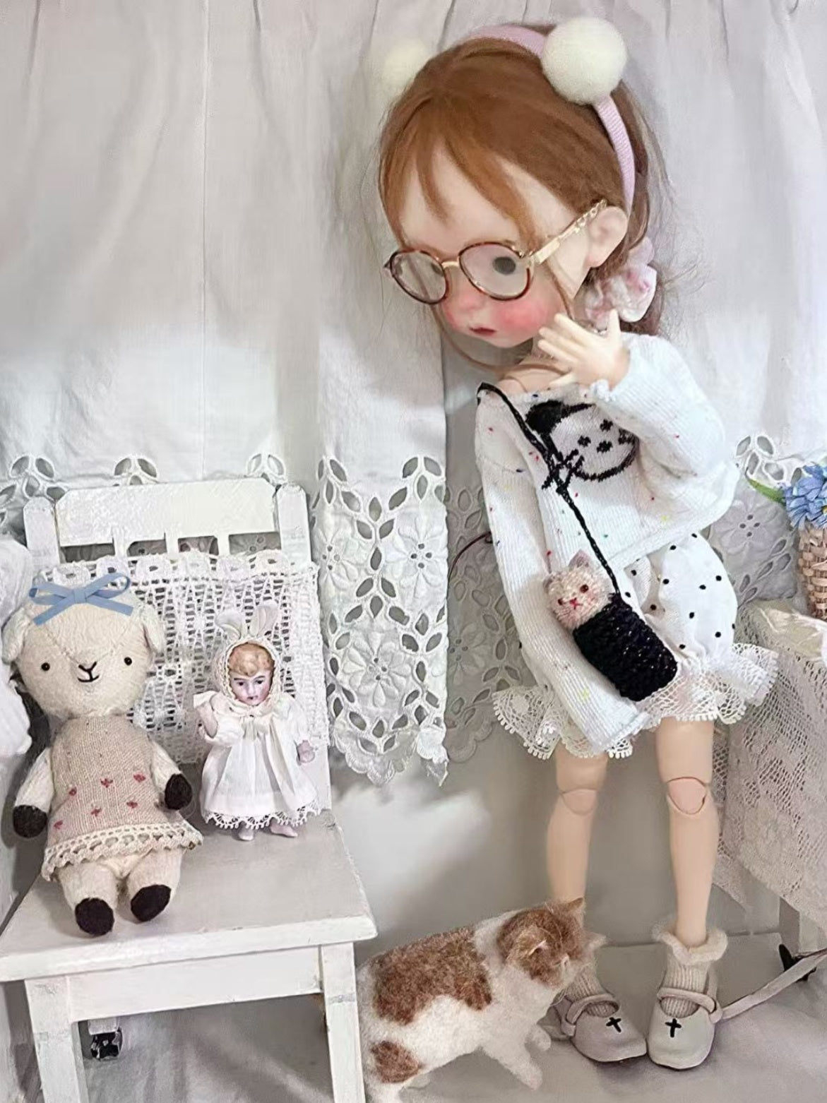 Mouse Knit Polka Dot 1/6 BJD Outfit Full Body View | ToastDoll