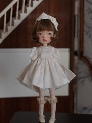 Classic White Blythe BJD Dress On Doll Display | ToastDoll