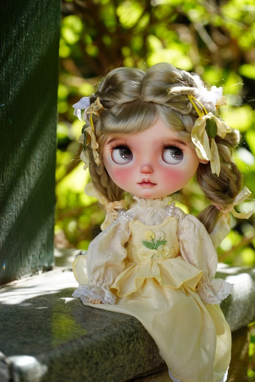 Yellow Tulip Blythe Outfit - Handmade Doll Clothes - ToastDoll