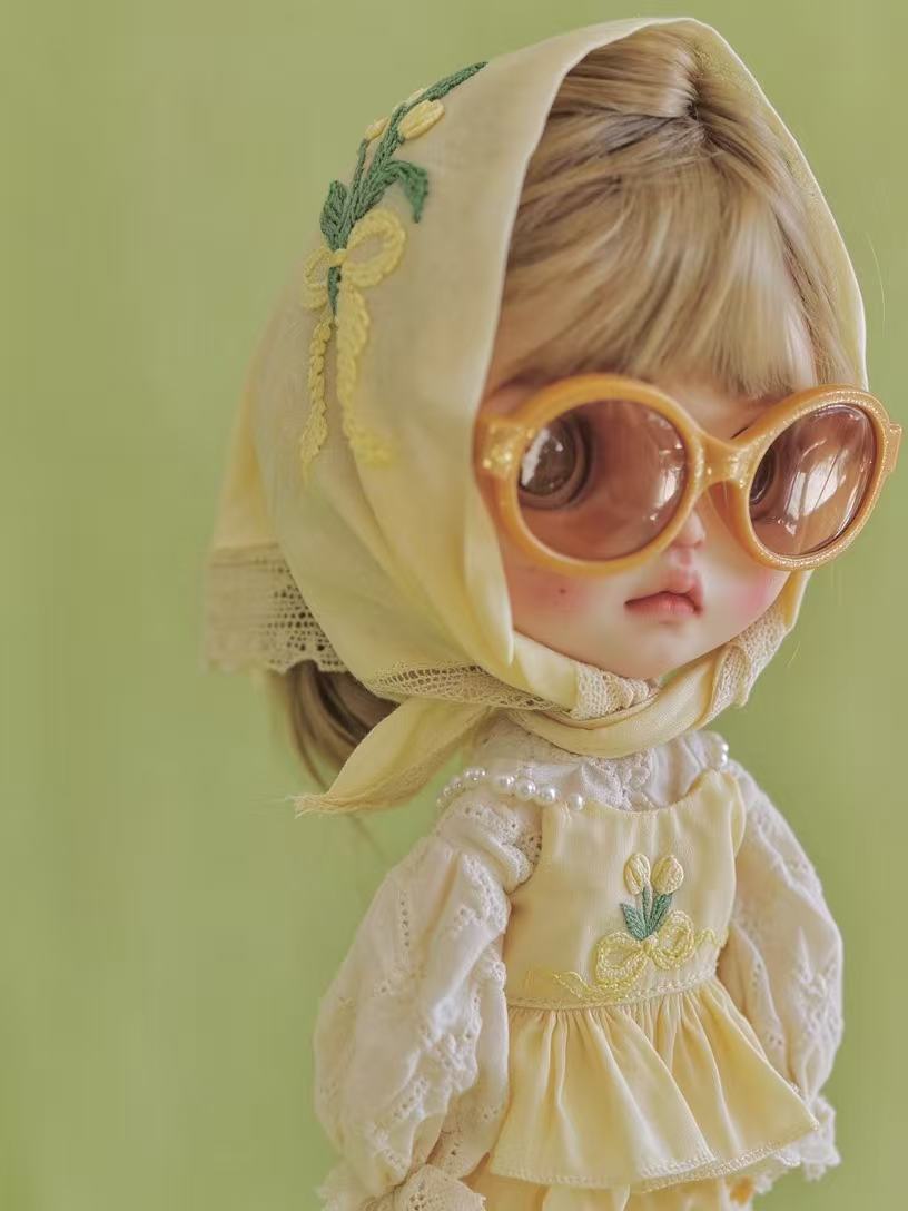Yellow Tulip Blythe Outfit Details | ToastDoll